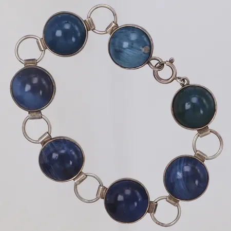 Armband med blå stenar längd 17,5cm, bredd 9-13mm, 830/1000 silver Vikt: 17,3 g
