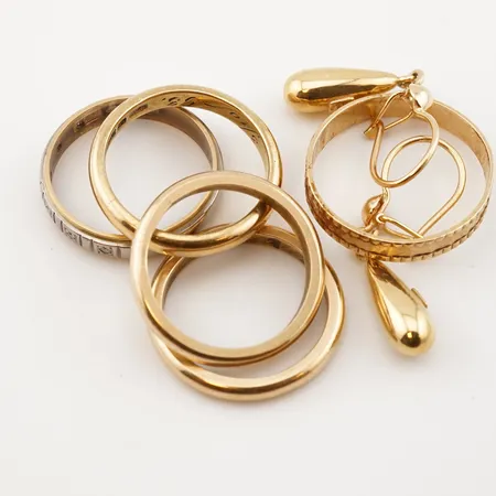 Diverse guld, 18k Vikt: 21,1 g