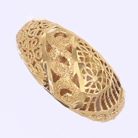 Ring stl:17 bredd 2-9mm bucklig 21K Vikt: 2,6 g