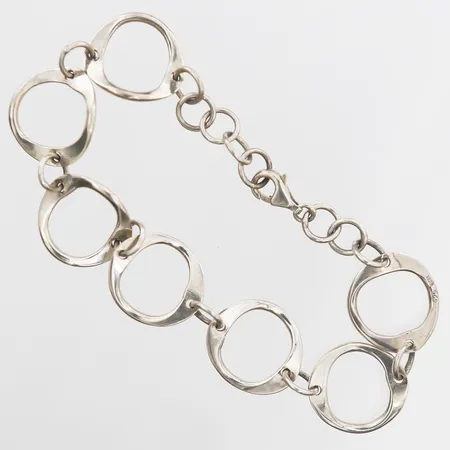 Armband justerbar längd 18-20cm, bredd 17mm, Guldfynd Sverige AB, silver 925/1000. Vikt: 12,2 g