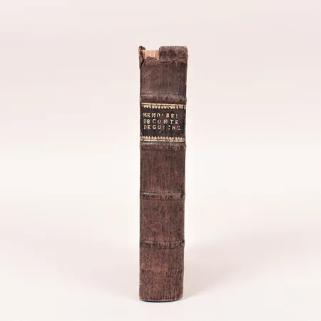 Bok, "Mémoires du Comte de Guiche, concernant Les Provinces - Unies des Pays-Bas....", Med exlibris tillhörande Olof Palme (f 1884-1918), troligen samtida halvfransk band, skador, ej fullständigt genomgången. 