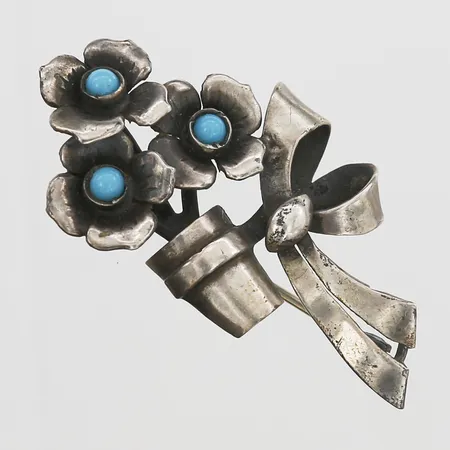 Brosch med turkoser längd 44mm, bredd 8-25mm, Ge-Kå-Smyckek G Kaplan ,Stockholm år 1951, Vikt: 5,2 g