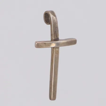 Hänge Efva Attling Little Thin Cross Pendant längd 27mm, bredd 14mm, 925/1000 silver Vikt: 1,2 g