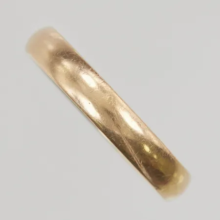 Ring stl20¾ bredd:4mm graverad 18K 4,8g.