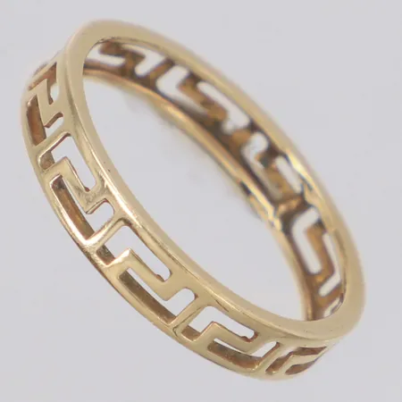 Ring med genombruten meanderdekor, stl:16¾, bredd 3,5mm, 14K Vikt: 1,4 g