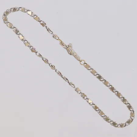 Armband längd 19cm, bredd 2,7mm, skadat, 14K  Vikt: 2,5 g