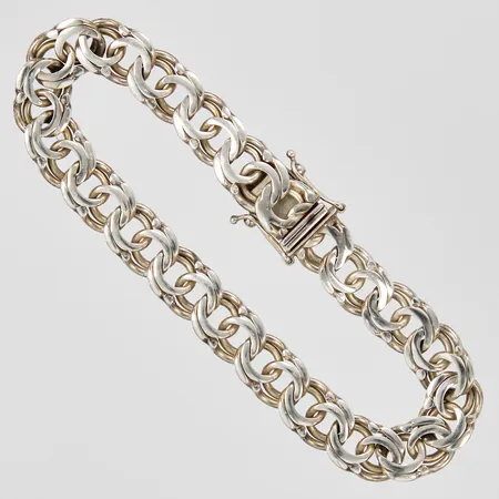 Armband bismarck längd: ca 19,5cm bredd: ca 9mm stämplad GSW, 925/1000 Silver Vikt: 19,6 g