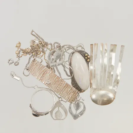 Diverse silversmycken, delvis defekt 925-900/1000 Silver 56,7g.