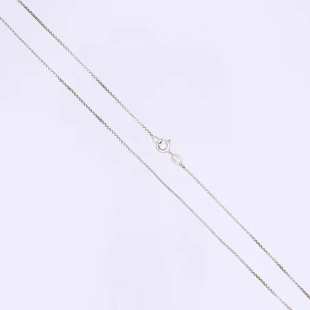 Halskedja Venezia 42cm bredd 1mm något bucklig 925/1000 silver Vikt: 2 g