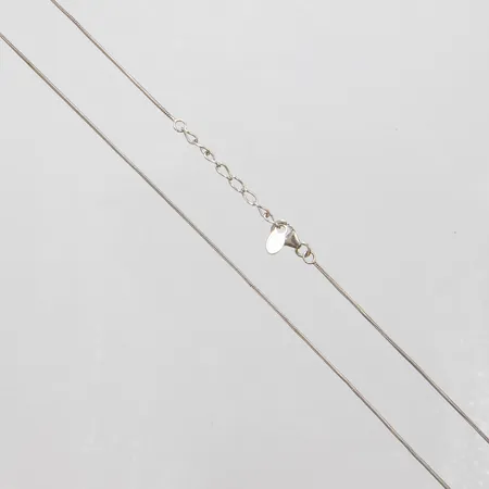 Kedja Ormlänk längd 47,5cm, bredd 1mm, GHA, 925/1000 silver Vikt: 3,3g Vikt: 3,3 g