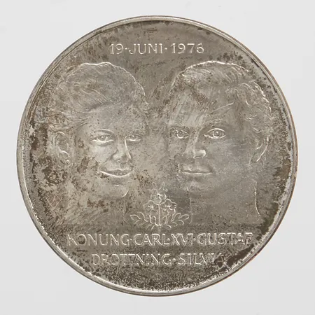 Mynt Kungliga bröllopet, Konung Carl XVI Gustaf, Drottning Silvia, 19-juni-1976, 50kr, 925/1000 silver Vikt: 26,9g Vikt: 26,9 g