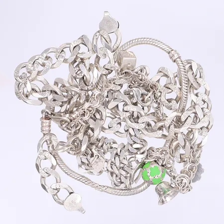 Diverse silver defekt 830-925/1000 Vikt: 84,8 g