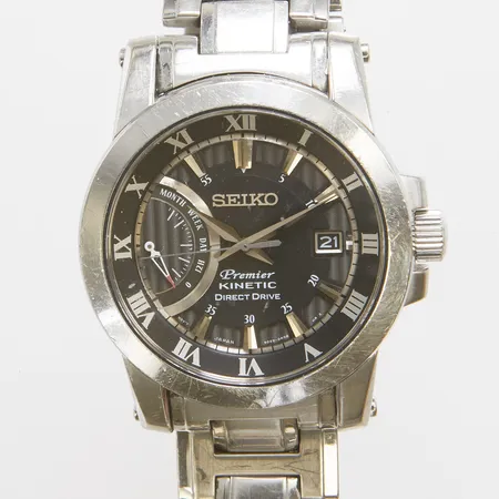 Herrur Seiko Premier Kinetic, stål, quartz, 41mm, boettnr: 5D22-0AD0, snr: 346067, stållänk, viklås, batteribyte behövs, inga tillbehör