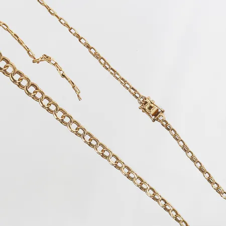 Collier Bismarck doserad längd 56cm, bredd 3-6mm, defekt, 18K.  Vikt: 16,1 g
