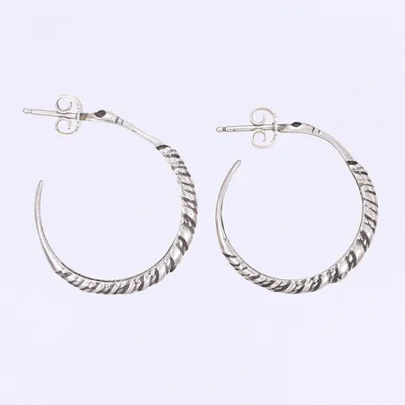 Ett par örhängen creoler Ø22mm bredd 2-4mm 925/1000 silver  Vikt: 6,2 g
