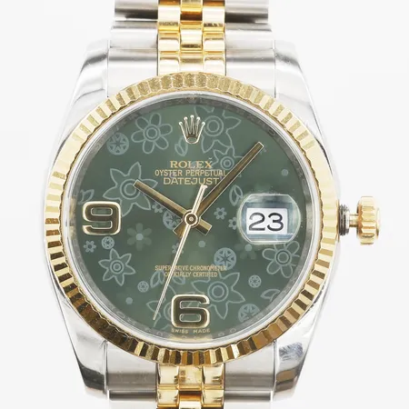 Herrur Rolex Datejust stål/guld automatisk, 36mm ref-nr 116233, serie-nr 0994C349, Cal. 3135, verk-nr 620C3532, boett-nr 2080, safirglas, datum, jubilelänk stål/guld, ref 63603, viklås crownclasp, certifikat December 2018 Bucherer, manual, kvitto Augusti 2025 Luxurywatches, box, ytterkartong.