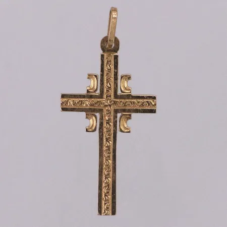 Hänge kors längd ca 4mm bredd ca 1,8mm, 18K Vikt: 2,2 g