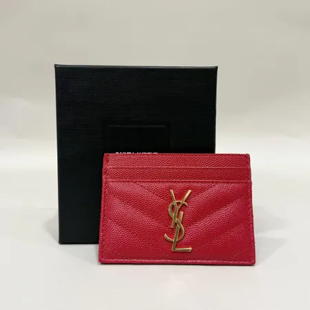 Korthållare Saint Laurent Monogram Card Case 10,5x7,5cm serie-nr:TGR423291.1118 rött quiltat läder guldfärgade beslag dustbag kartong
