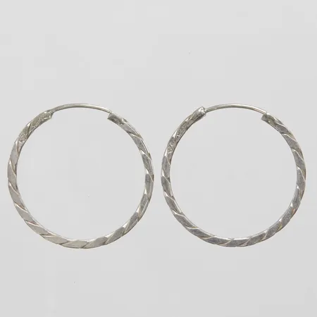 Örhängen creoler Ø30mm, bredd 1,8mm, 830/1000 silver Vikt: 4,4g Vikt: 4,4 g