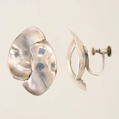 Örhängen 28,3x19,5mm skruvlås silver 835-925/1000 Vikt: 8,5 g