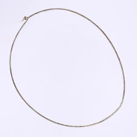 Halsring bucklig/defekt silver 830/1000 Vikt: 8,3 g