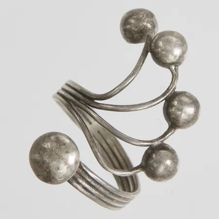 Ring stl:16 bredd 3-26mm, 925/1000 silver Vikt: 2,9g Vikt: 2,9 g