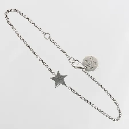 Armband med integrerat hänge, justerbar längd 17,5-19,5cm, bredd 10mm, SOPHIE by SOPHIE, Stockholm, silver 925/1000 Vikt: 3 g