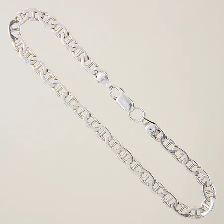 Armband Marina längd 20,5cm bredd 4,7mm bucklig vid lås silver 925/1000 Vikt: 6,3 g