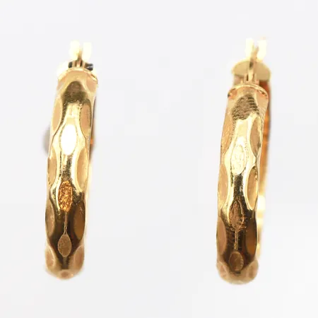 Ett par örhängen, Ø19mm, bredd:4mm, 18K. Vikt: 2,1 g