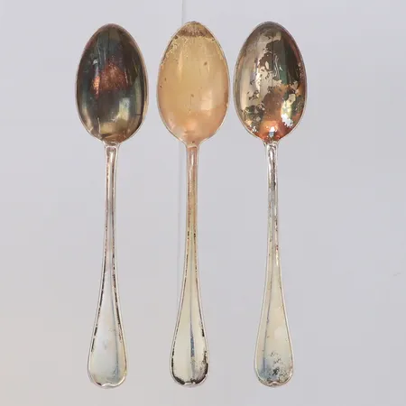 3 Kaffeskedar Svenskt Rund, längd ca 12cm, 830/1000 silver Vikt: 36,8 g