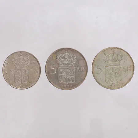 3 Mynt olika valörer. 400/1000 silver Vikt: 50,2 g