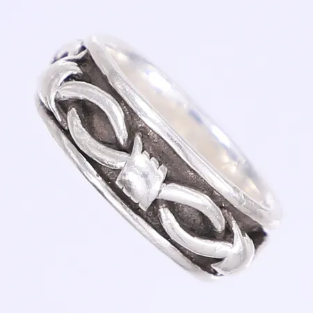 Ring mönstrad dekor stl:21 bredd 9mm 925/1000 silver Vikt: 11,4 g