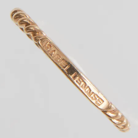 Ring vriden Isabel Lennse stl:118½, bredd 2mm, 14K Vikt: 1,9g Vikt: 1,9 g