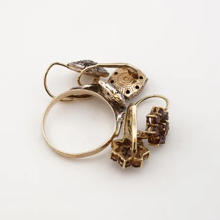 Diverse guld, 14k Vikt: 9,4 g