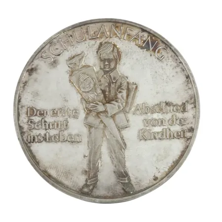 Silvermedalj "Schulanfang" 999/1000, Ø40 mm Vikt: 25 g