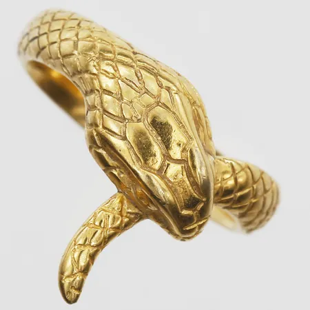 Ring föreställande s.k. Ouroboros, stl 16½, bredd 5-17mm, Maria Nilsdotter AB, Stockholm, förgyllt silver 925/1000 Vikt: 6,8 g