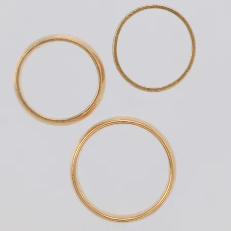 3 Ringar, gravyr, 18K Vikt: 19,6 g