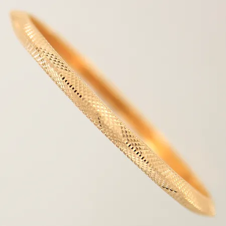 Armring med dekor Ø61mm bredd 5mm 22K Vikt: 15,7 g