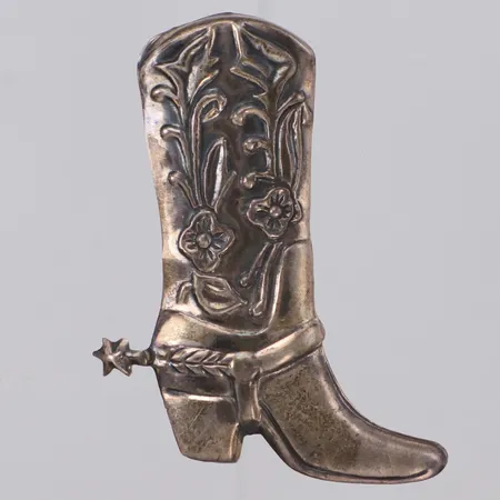 Brosch cowboystövel längd ca 55mm, bredd 44mm, 925/1000 silver Vikt: 4,5 g