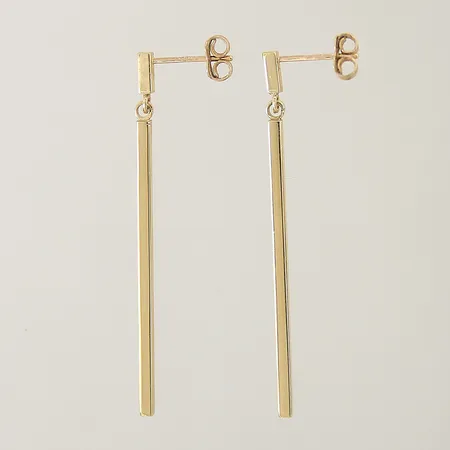 Ett par örhängen 42x2mm 18K Vikt: 2,2 g