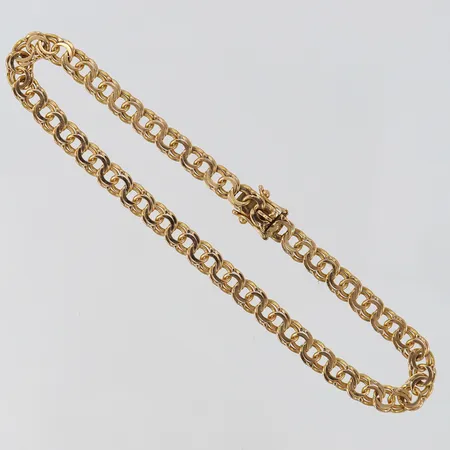 Armband Bismarck längd 19cm bredd 4,2mm 18K.  Vikt: 6,9 g