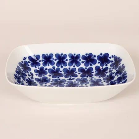 Uppläggningsskål "Mon Amie" Marianne Westman för Rörstrand, porslin, formgiven 1952, 60-tal, längd 25, bredd 18cm, höjd 6cm, bruksslitage. Skickas med paket.