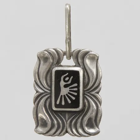 Hänge längd 33mm, emalj, sovjetiska stämplar, 916/1000 silver Vikt: 4,9g Vikt: 4,9 g