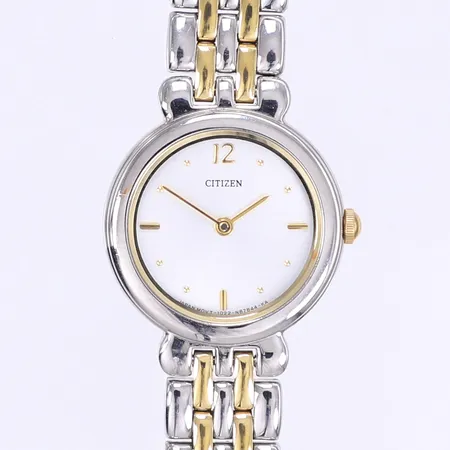Damur Citizen Ø24mm quartz, stål, längd ca 15cm, extra länkbit, går ej i behov av batteribyte, inga tillbehör