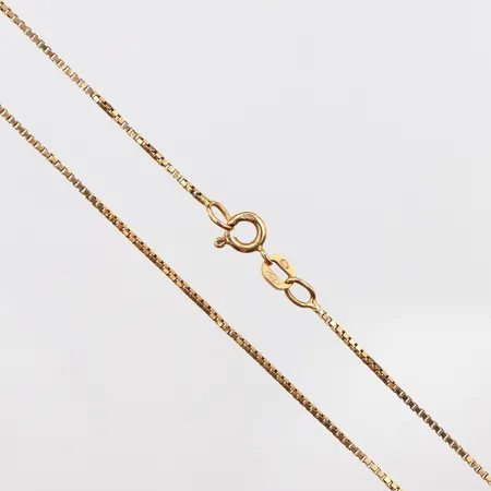 Kedja Venezia, längd:47cm, bredd:0,9mm, 18K. Vikt: 3,3 g