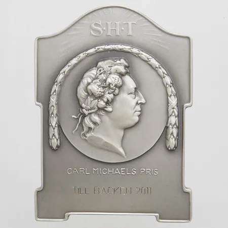Väggplakett/Medalj Carl Michaels Pris, Samfundet SHT, 2011, etui, silver 925/1000 Vikt: 152,6g Vikt: 206,4 g