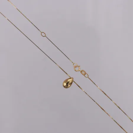 Collier med hänge längd ca 45cm bredd ca 1mm, CCC 18K Vikt: 1,3 g