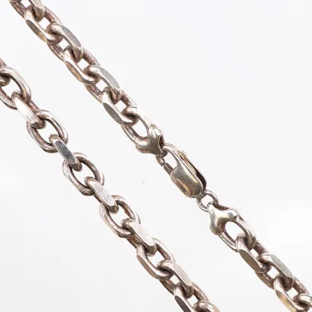 Kedja Ankarlänk, längd:49cm, bredd:6mm, 925/1000 silver. Vikt: 52 g