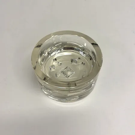 Skål Tapio Wirkkala Ice Breaker Iittala, numrerad 3318, signerad, höjd ca 6cm, Ø 11cm, nagg under, nagg vid mynning Skickas med paket.