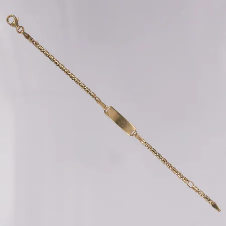 Armband Pansar med gravyrbricka längd 14cm, bredd 5,1mm, repig 14K Vikt: 3,2 g